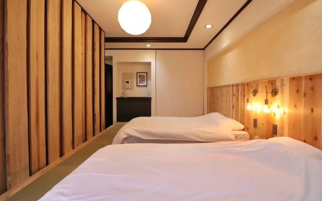 sunmallcrest403