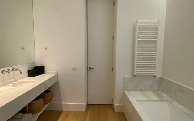 The Pelayo Majestic Luxury 3 Bedroom in Chueca