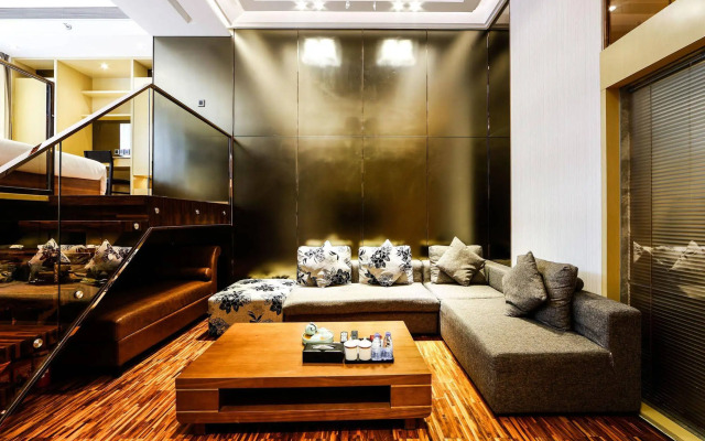 Waifden Apartment Poly D Branch