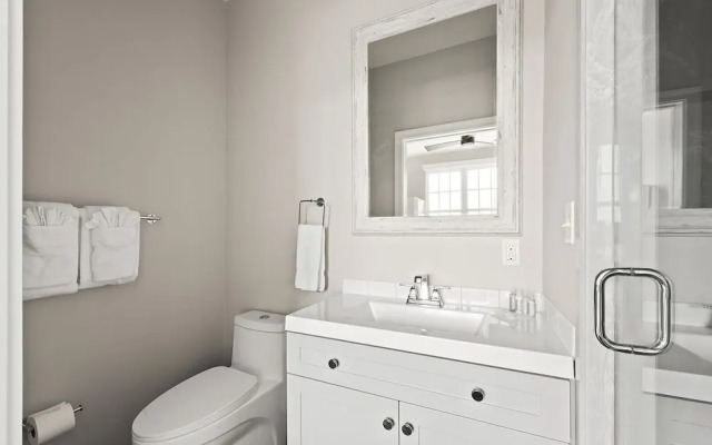 Bywater Suite Hotel