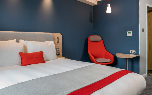 Holiday Inn Express Oxford-Kassam Stadium, an IHG Hotel