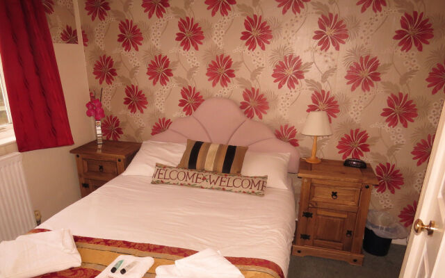 Sandown Manor