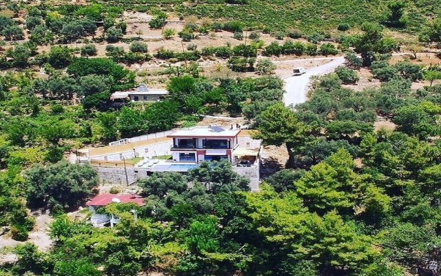 KA002 by Villaofsummer