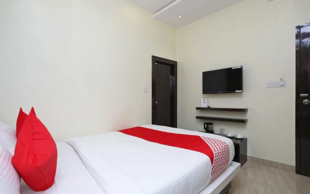 OYO 15617 Abi's Inn