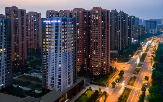 Atour Hotel (Wuhan East Railway Station Optics Valley High Tech)