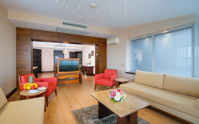 Limak Lara De Luxe Hotel - All Inclusive