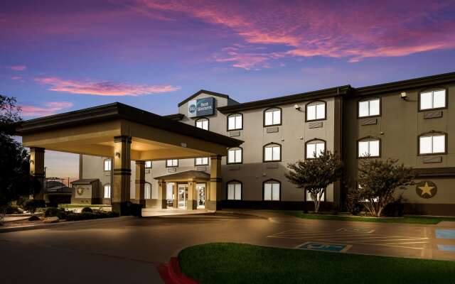 Best Western South Plains Inn & Suites