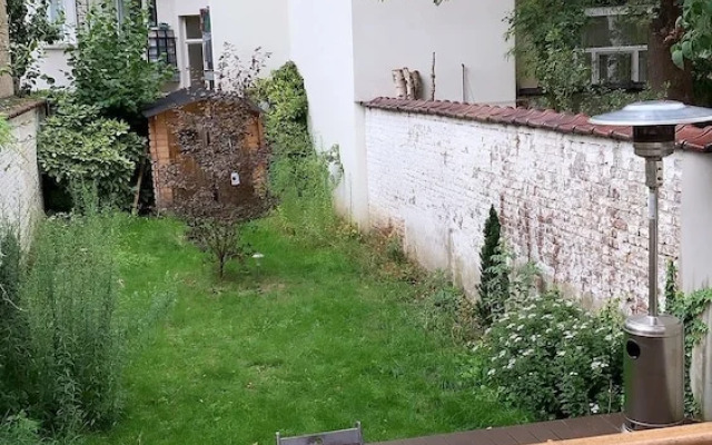 Duplex with Garden and Terrace