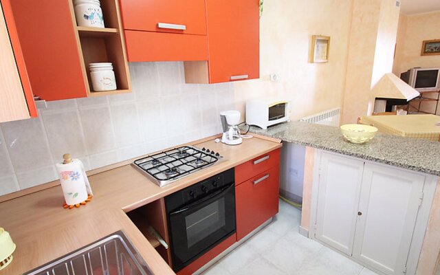 Erika House Is Molas