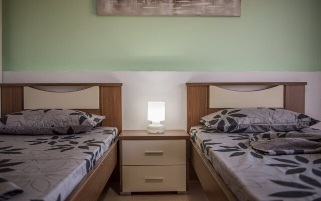 Michalis Apartments
