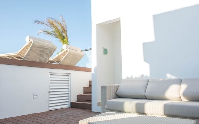 It Building 402 by iMexico