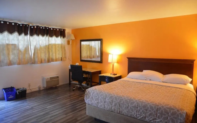 Glass Slipper Inn - Stanford Palo Alto
