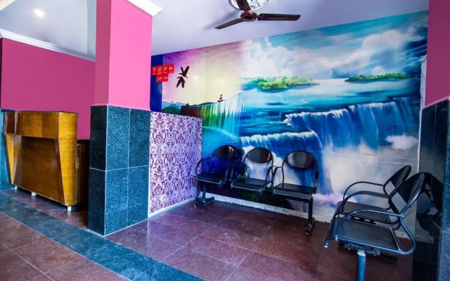 Sri Srinivasa Lodge by OYO Rooms