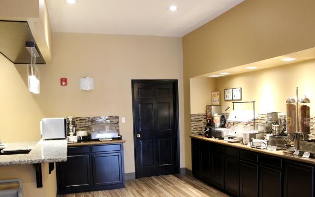 Best Western Plus Edinburg Inn & Suites