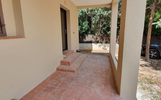 Alluring Holiday Home in Estagel with Private Pool