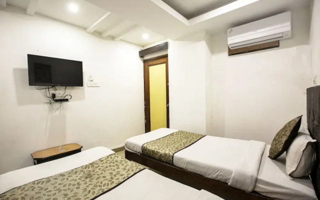 OYO 4287 Hotel Pathik