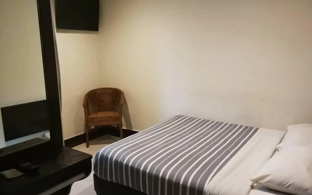 Hong Kong Hotel