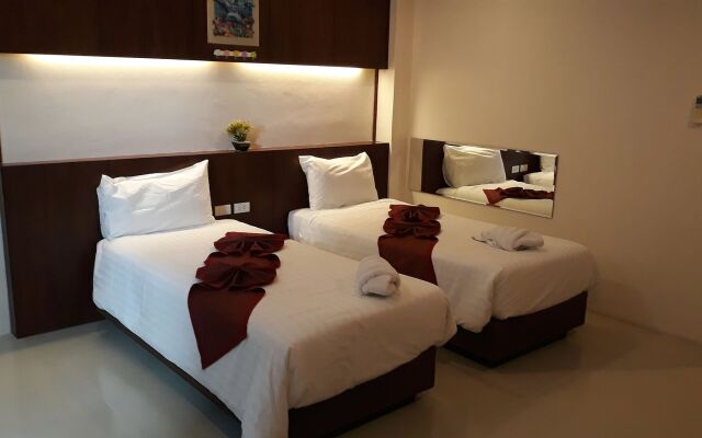 7 Sky Residency
