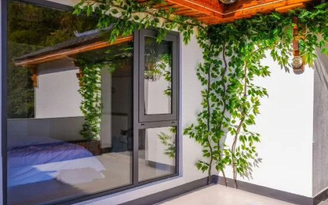 Shihe Yuanfang Yangjiayuan