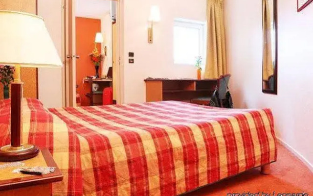 Hôtel Sovereign Saint-Ouen