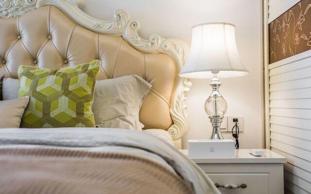 Locals Boutique Apartment Jiuzhou Port.2