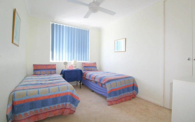 Main Stay 8, 1 Main Street