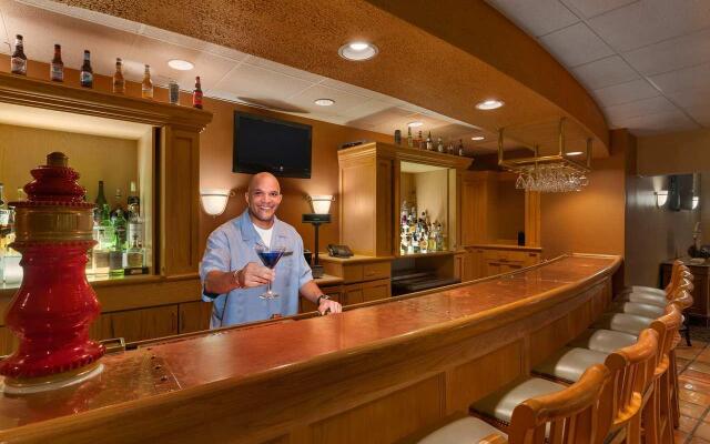 Embassy Suites by Hilton Chicago Schaumburg Woodfield