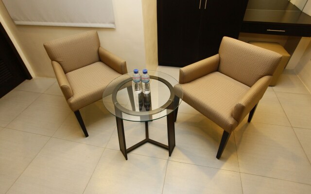 The Oracle Hotel & Residences