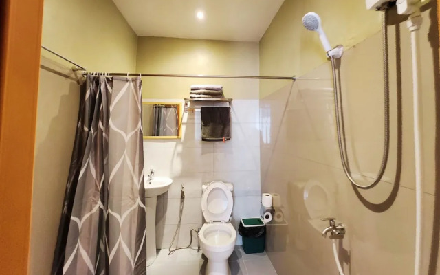 Freddo Studio Apartelle