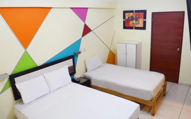 Hotel Colors Canada