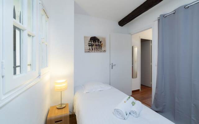 Charliz Apartment 2 - Near Palace of Festivals and Conferences