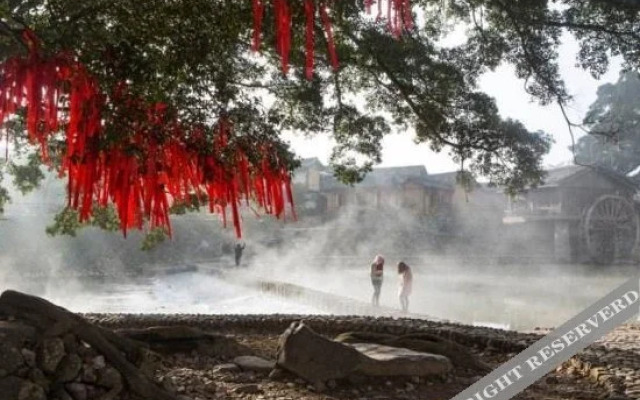 Fuxinglou Guesthouse