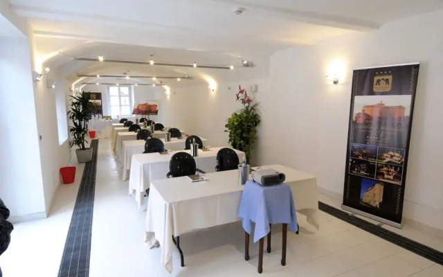 Castello Di Montaldo