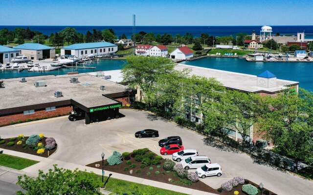 Wyndham Garden Kenosha Harborside