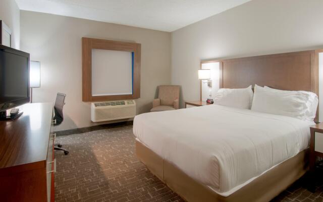 Holiday Inn Express Hotel & Suites Spence Lane, an IHG Hotel