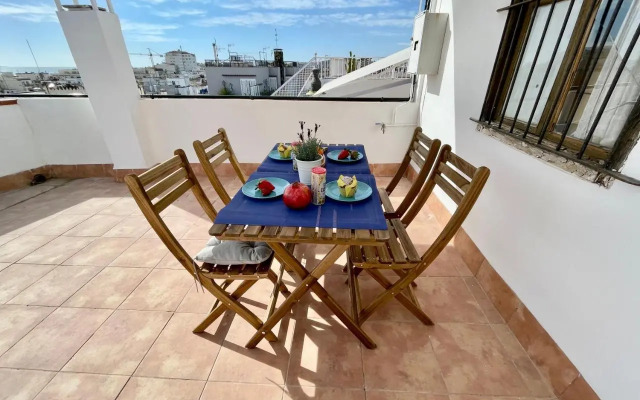 Sunny Apartment Central Sitges