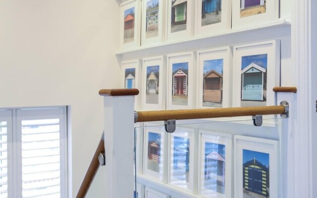 Seascape - 4 bed Home in Bracklesham Bay