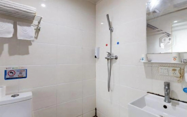 99inn Selected Hotel (Shanghai Songjiang Film Park)