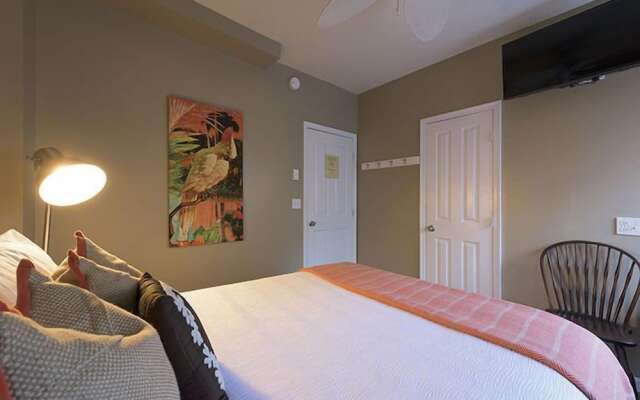 Rehoboth Guest House - Adults only