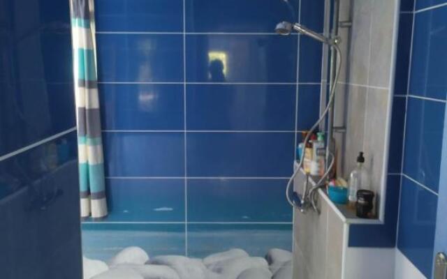 Villa blue tampon974