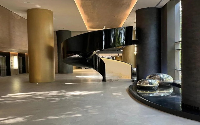 Iconyc House of Charlie