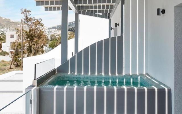 Amara Suites Santorini