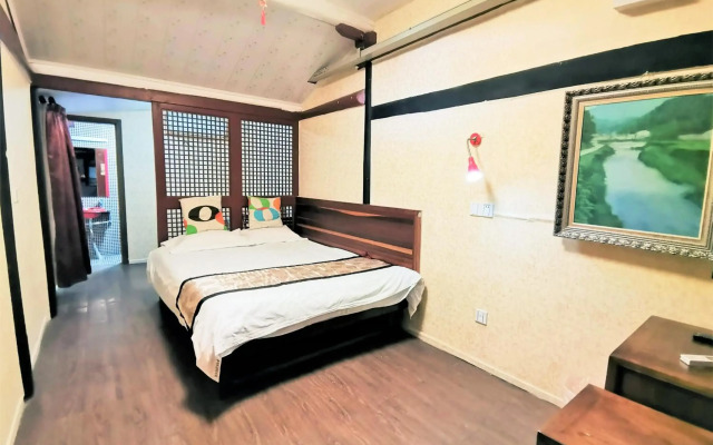 Shaoxing Luxun Native Place Youth Hostel