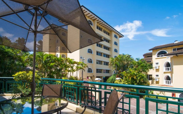Apartotel & Suites Villas del Rio