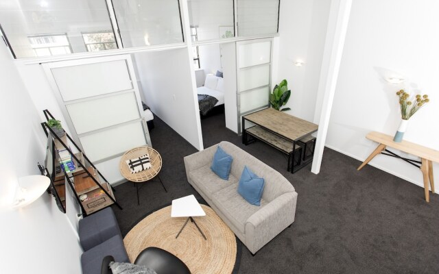 TOWNY - Urban Loft - Two Bedrooms