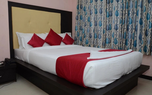 Hotel Sai Leela Grand