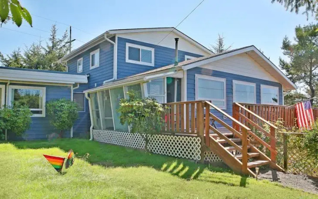 Lussier Beach Cabin