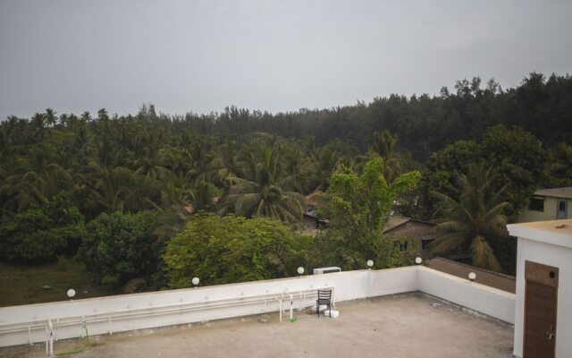 White House Beach Resort