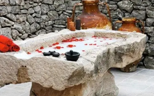 Masseria Quis Ut Deus