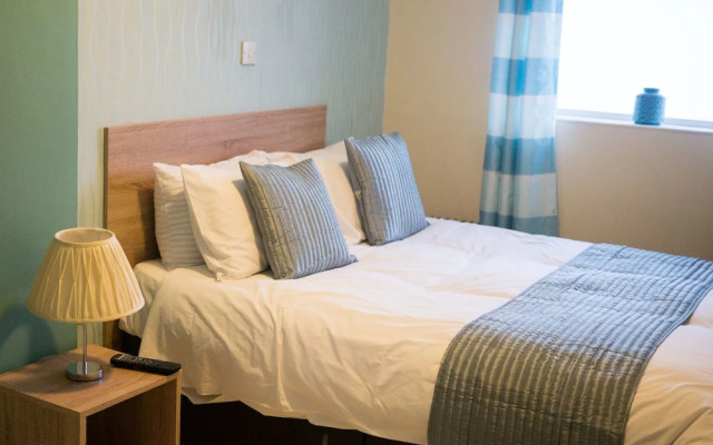 Maple Hotel
